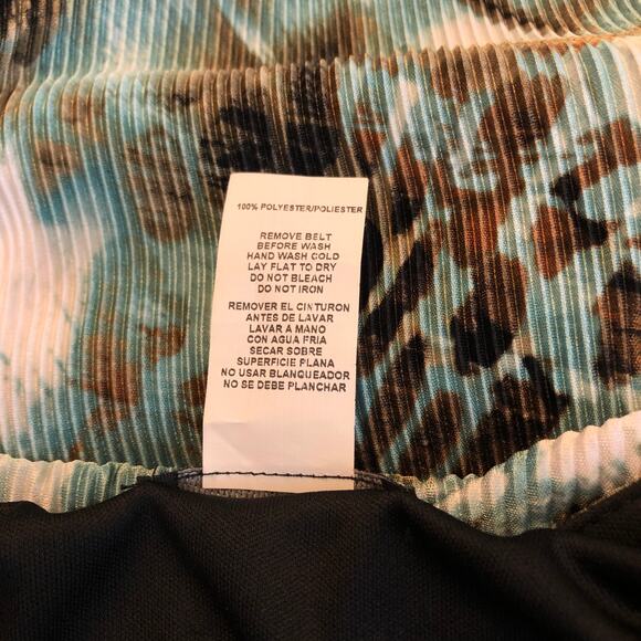 Connected Apparel Soft Accordion Shift Dress Midi V Neck Lagenlook Size 16 - Picture 10 of 10